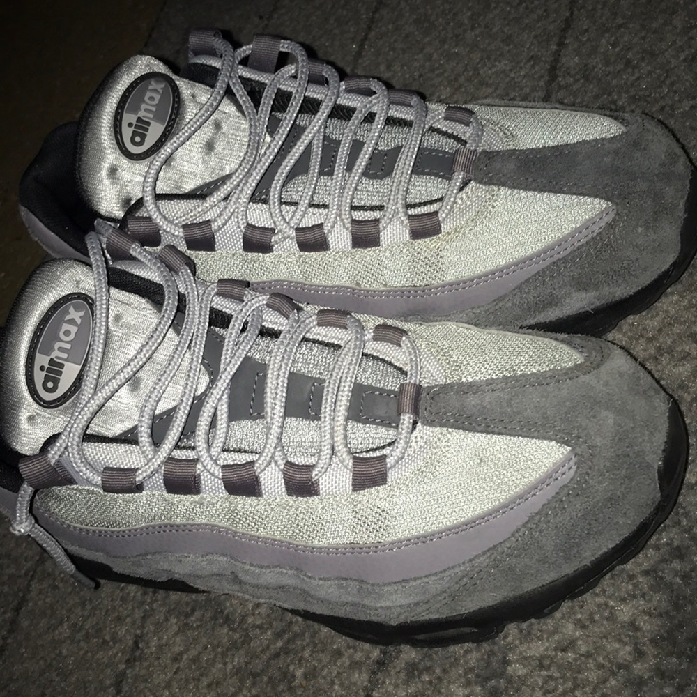 Air max 95's Grey. size 9.5